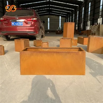 Jekleni sejalnik za vremenske vplive