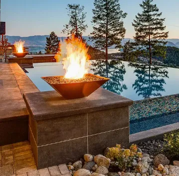Plavalni bazen Square Corten Steel Fire and Water Features