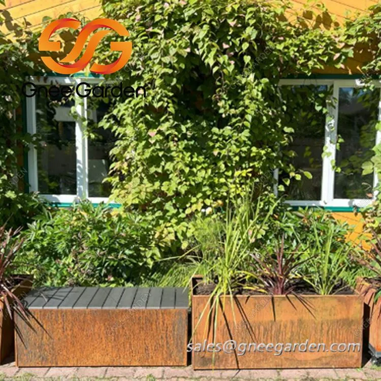 Ulično pohištvo iz jekla, ki je odporno na vremenske vplive