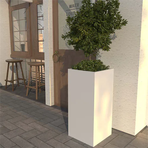 Beli dolgi okrasni sadilniki po meri